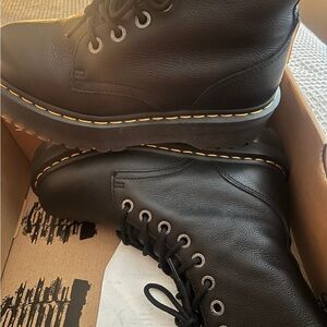 Like new Dr martens